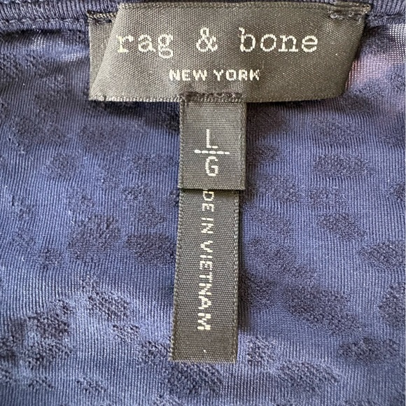 Rag and Bone Textured Top Navy - Picture 7 of 7